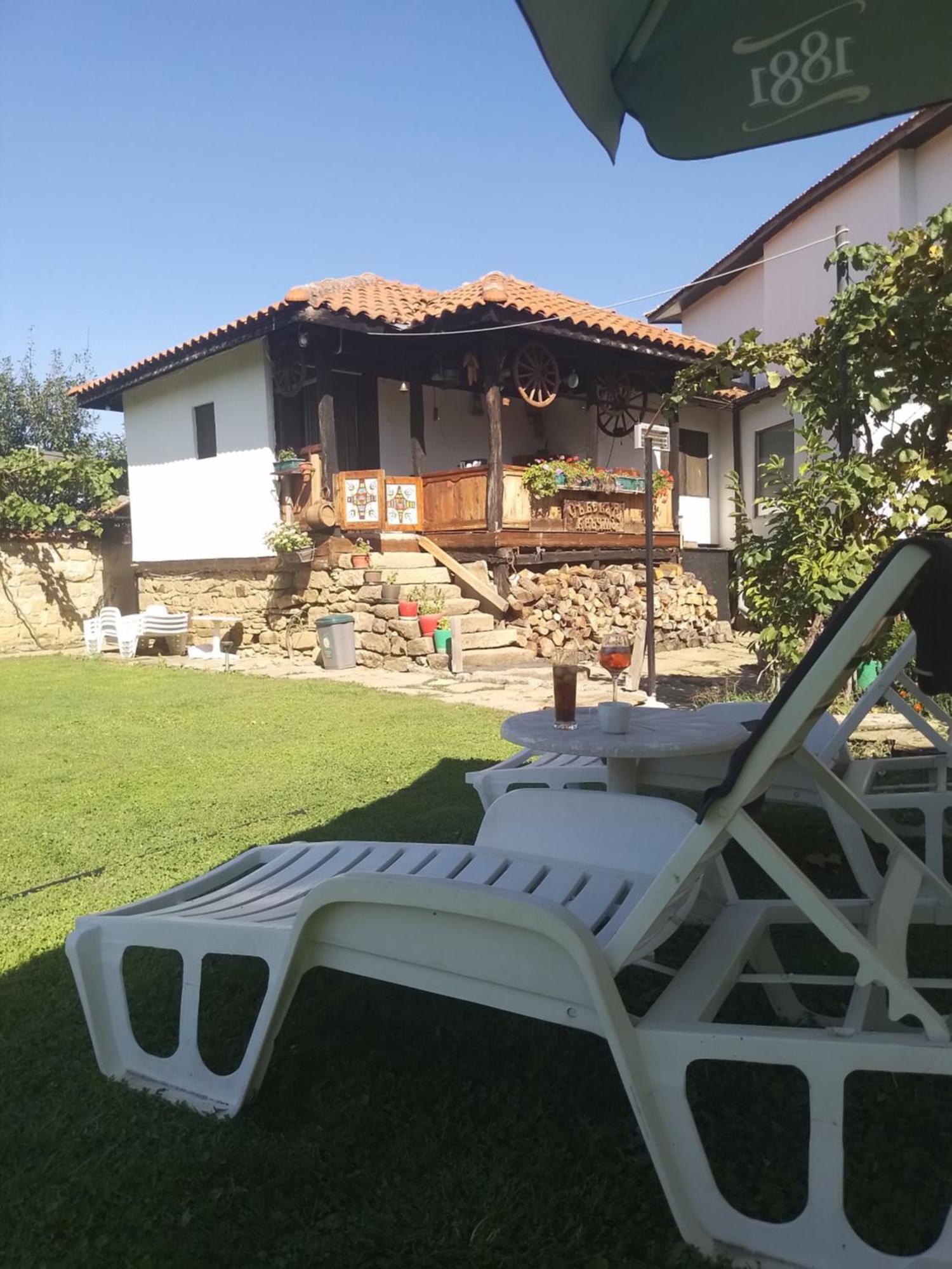 Събевата Къща Hotel Sinio Burdo Buitenkant foto