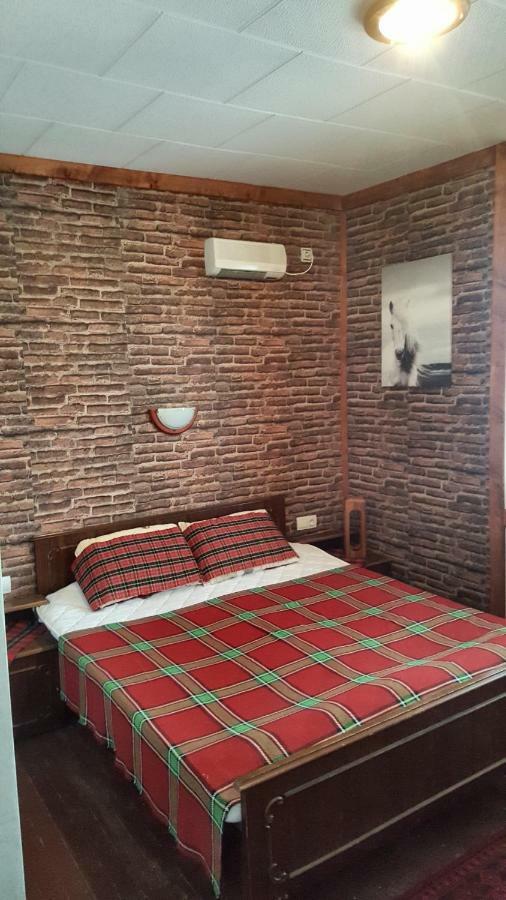 Събевата Къща Hotel Sinio Burdo Buitenkant foto